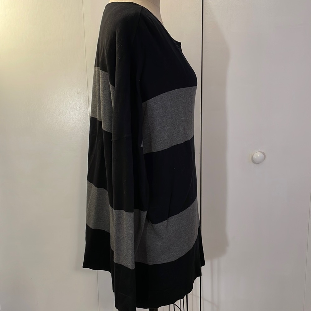 Chaps black and grey striped crew neck sweater - Picture 5 of 6